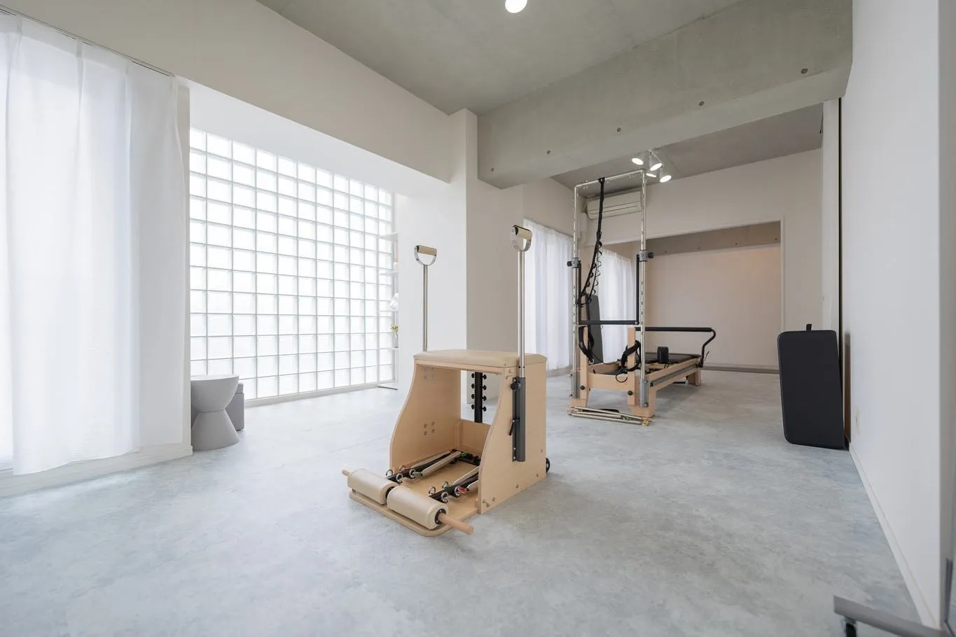 【coreva pilates studio 大曽根店】